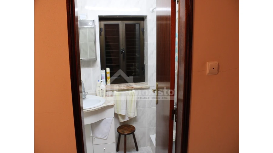 Moradia T3 para Venda em Pessegueiro Foto 12