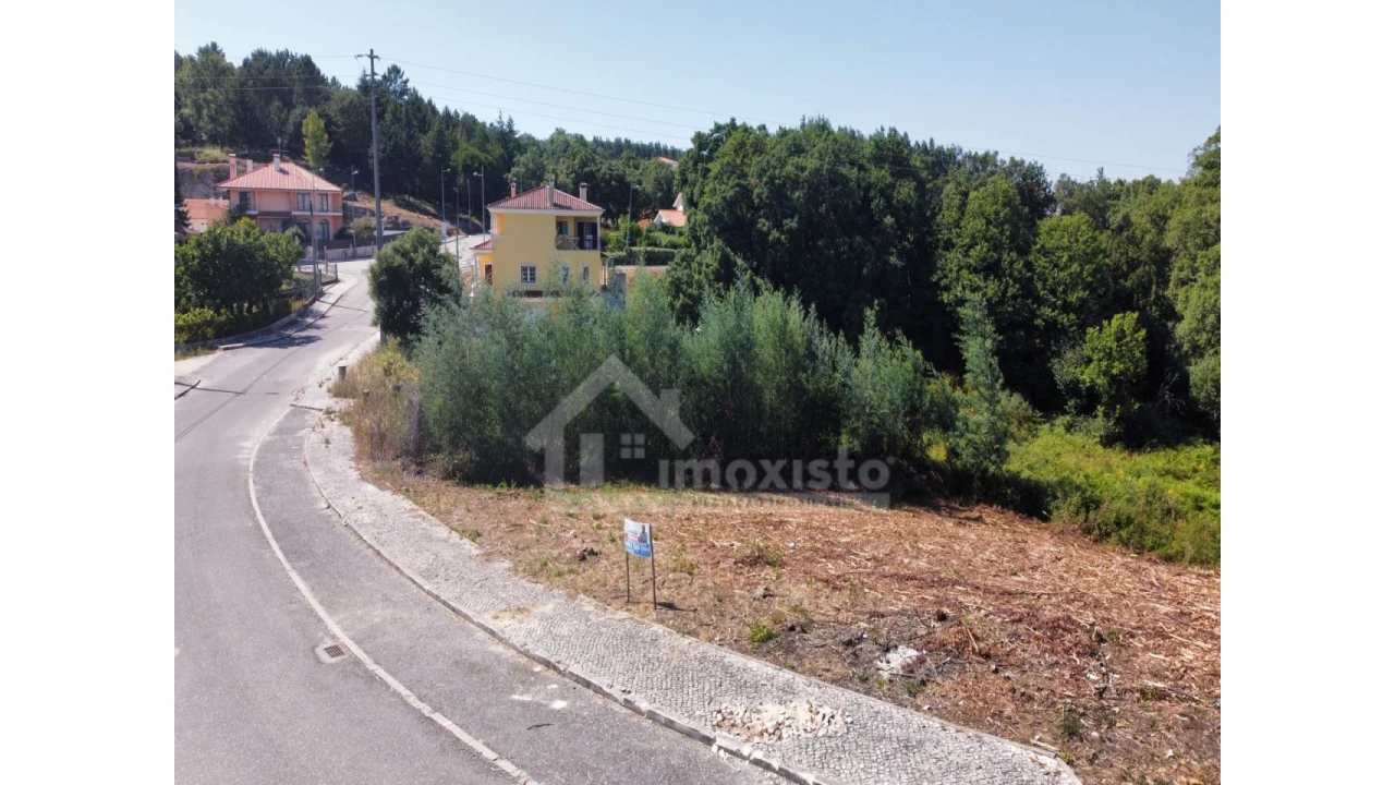 Terreno para Venda em Figueiró dos Vinhos e Bairradas Foto 1