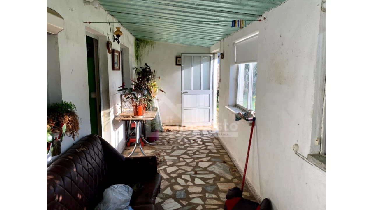 Moradia T3 para Venda em Castanheira de Pêra e Coentral Foto 3