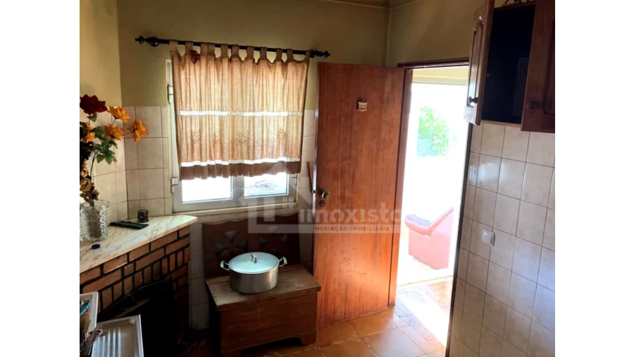 Moradia T3 para Venda em Castanheira de Pêra e Coentral Foto 7