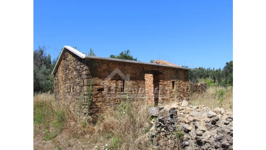 Armazém para Venda em Pedrogão Grande Foto 1