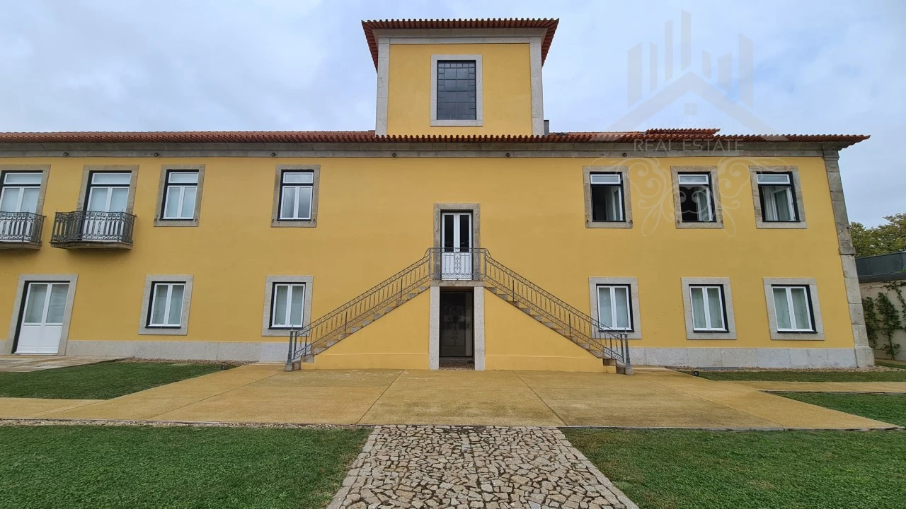 Moradia T4 para Venda em Paranhos Foto 5