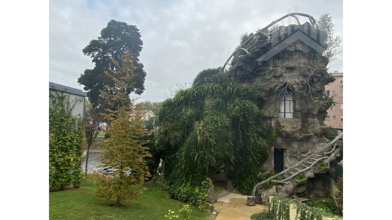 Moradia T4 para Venda em Paranhos Foto 25