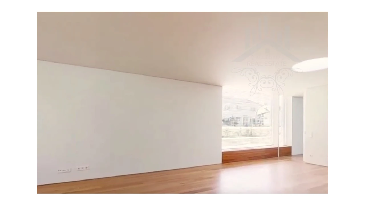 Moradia T4 para Venda em Paranhos Foto 37