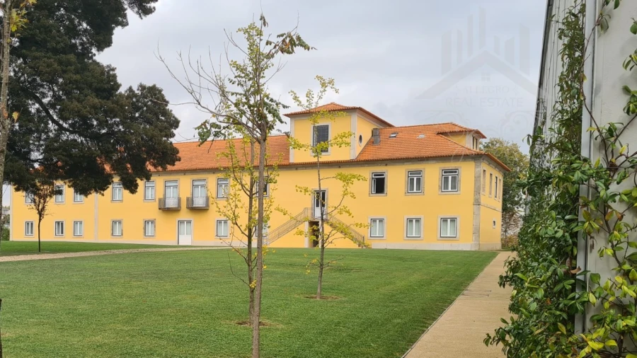 Moradia T4 para Venda em Paranhos Foto 3