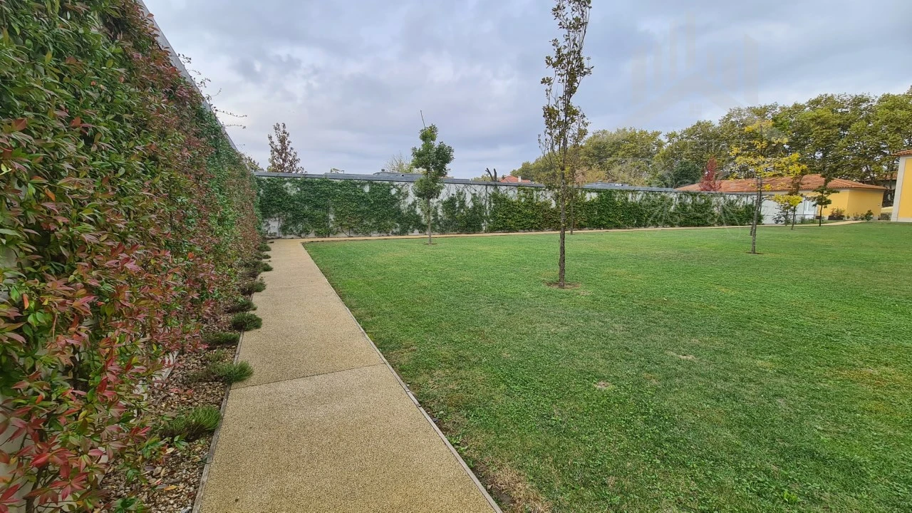 Moradia T5 para Venda em Paranhos Foto 13