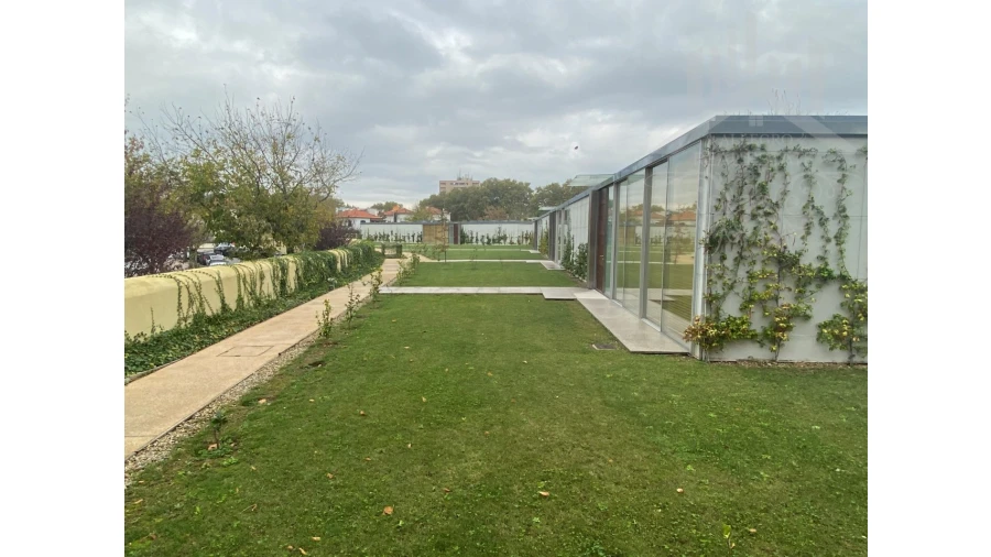 Moradia T5 para Venda em Paranhos Foto 14