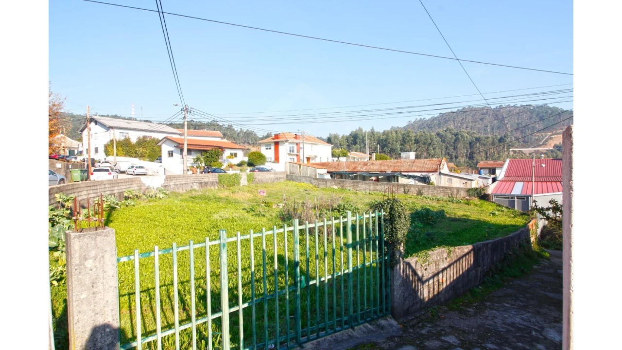 Terreno para Venda em Nogueira do Cravo e Pindelo Foto 4
