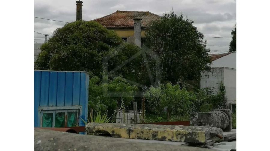 Moradia T3 para Venda em Paços de Brandão Foto 7