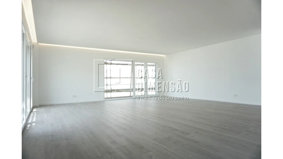 Apartamento T3 para Venda em Porto Salvo Foto 10