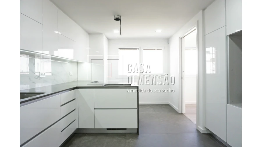 Apartamento T3 para Venda em Porto Salvo Foto 18