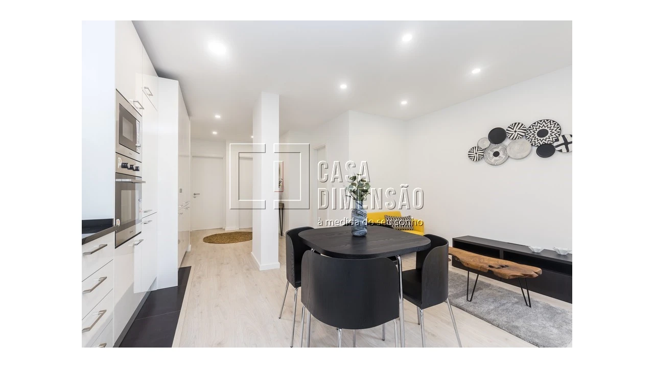 Apartamento T2 para Venda em Benfica Foto 11