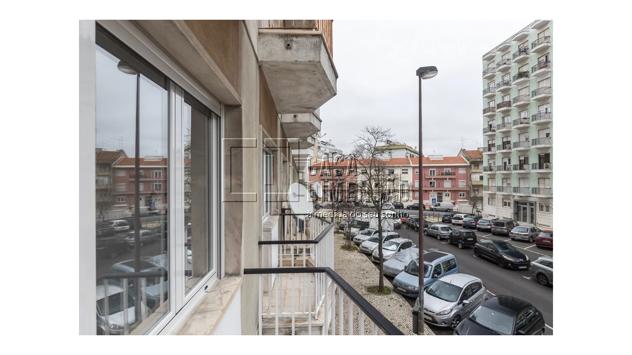 Apartamento T2 para Venda em Benfica Foto 24