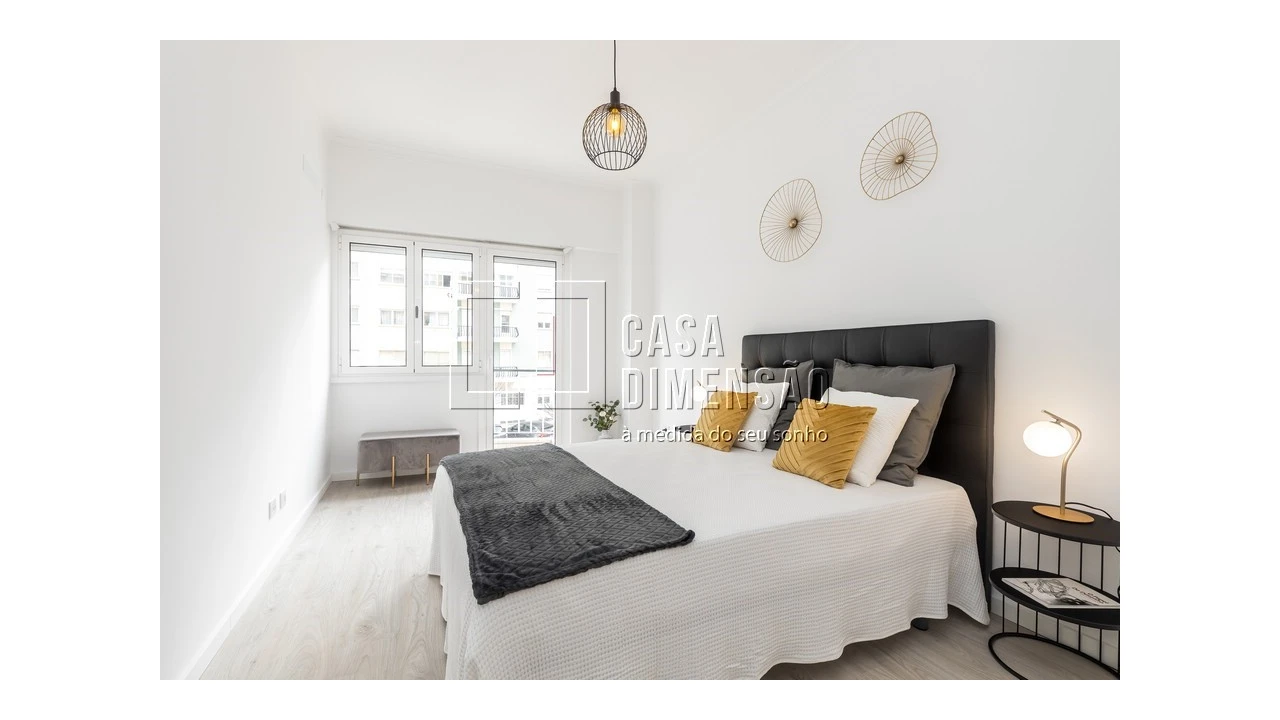 Apartamento T2 para Venda em Benfica Foto 26