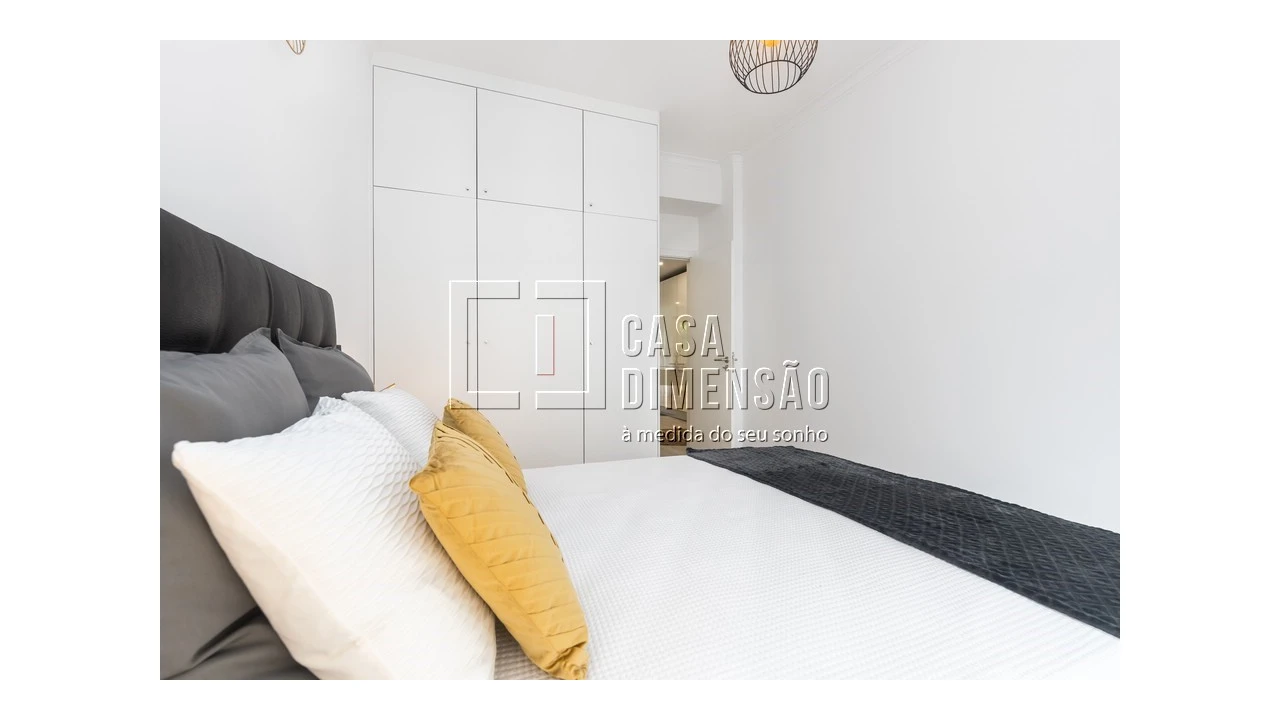 Apartamento T2 para Venda em Benfica Foto 29