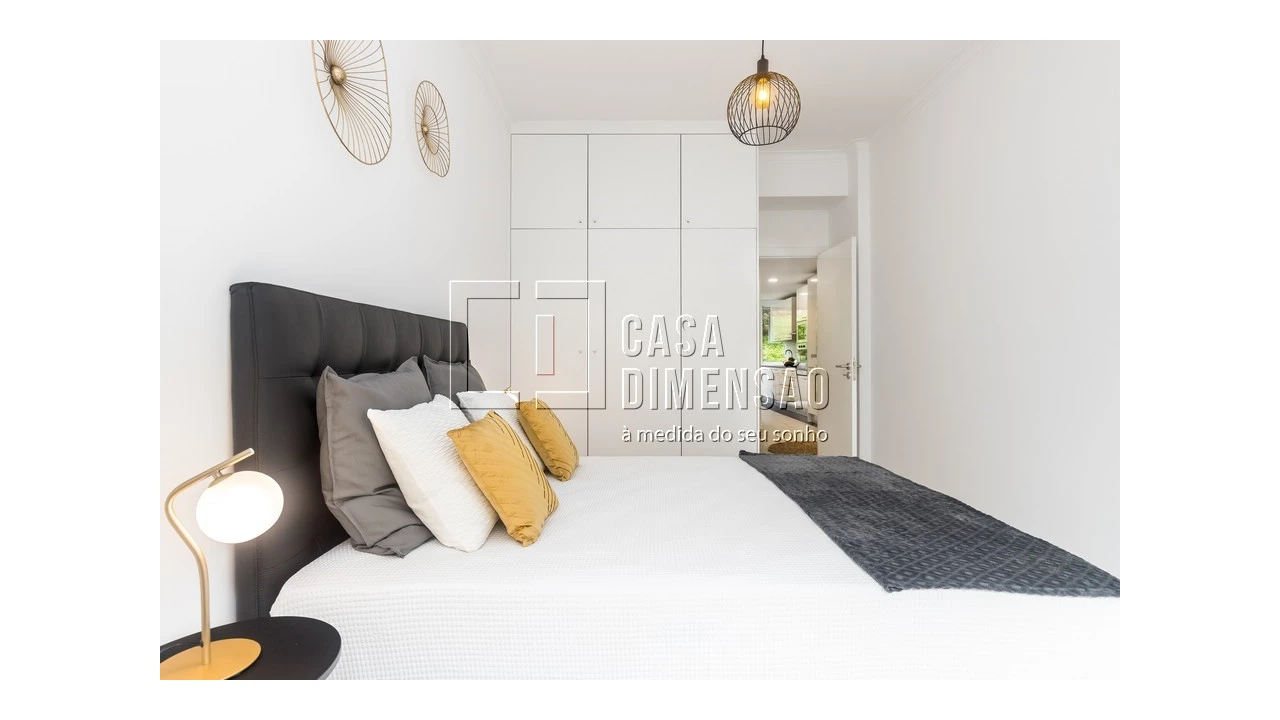 Apartamento T2 para Venda em Benfica Foto 31