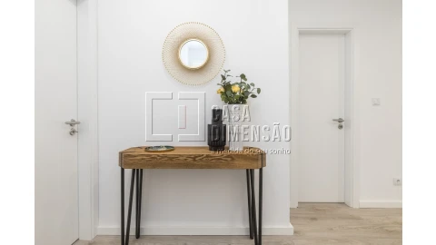 Apartamento T2 para Venda em Benfica
