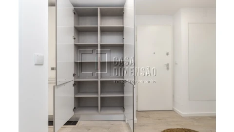 Apartamento T2 para Venda em Benfica