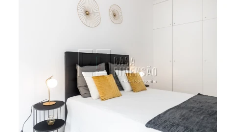 Apartamento T2 para Venda em Benfica