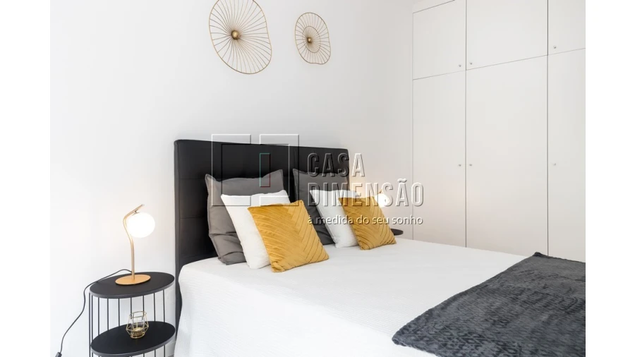 Apartamento T2 para Venda em Benfica Foto 30