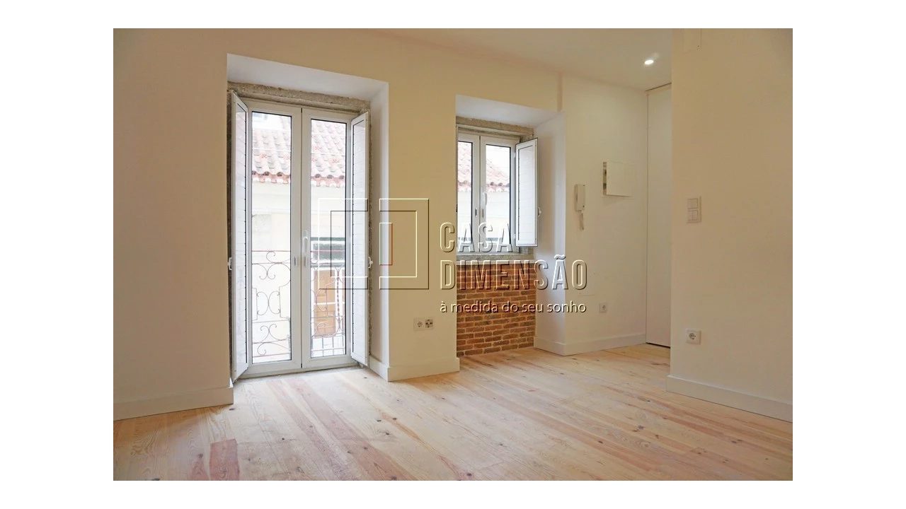 Apartamento T1 para Venda em Misericórdia Foto 3