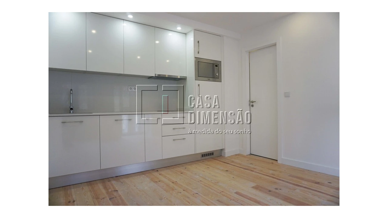 Apartamento T1 para Venda em Misericórdia Foto 6