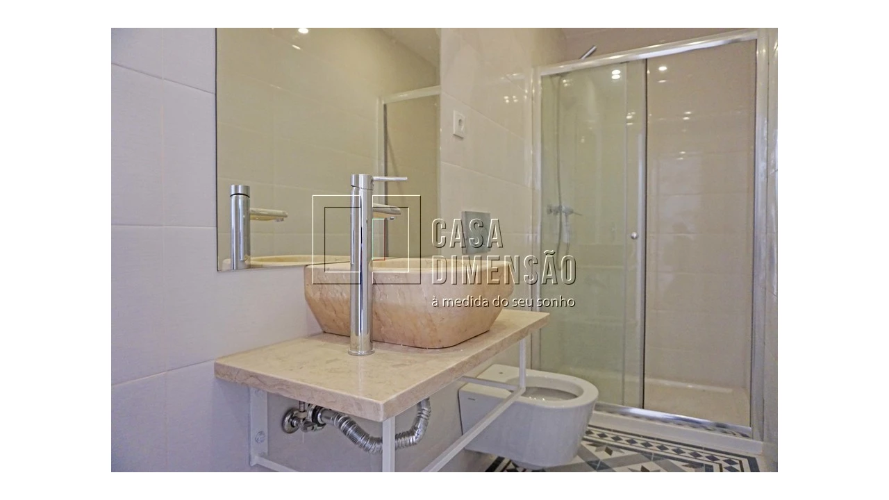 Apartamento T1 para Venda em Misericórdia Foto 1