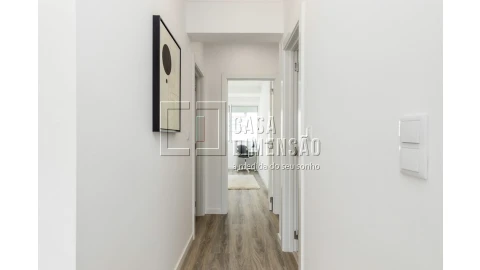 Apartamento T3 para Venda em Benfica