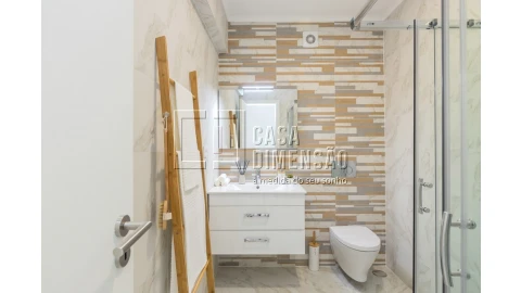 Apartamento T3 para Venda em Benfica