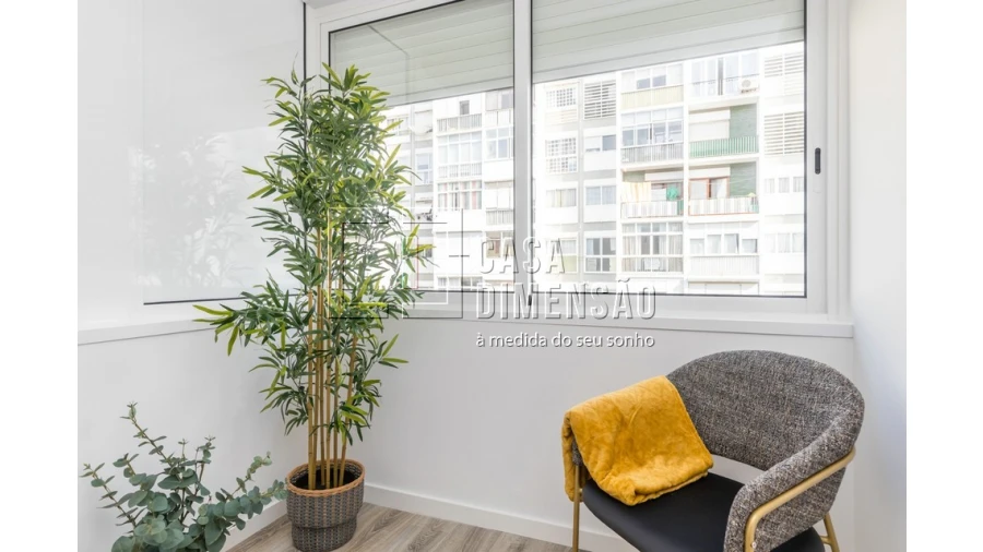 Apartamento T3 para Venda em Benfica Foto 17
