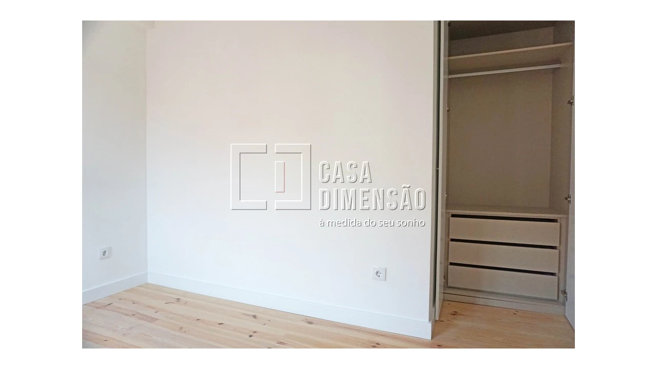 Apartamento T1 para Venda em Misericórdia Foto 15