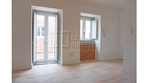 Apartamento T1 para Venda em Misericórdia