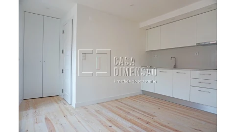 Apartamento T1 para Venda em Misericórdia