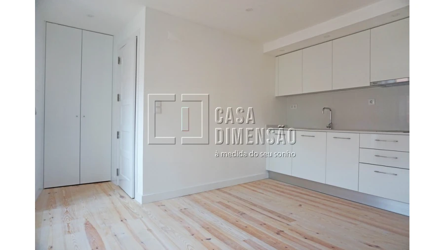 Apartamento T1 para Venda em Misericórdia Foto 11