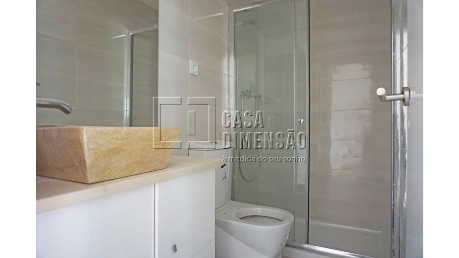 Apartamento T1 para Venda em Misericórdia Foto 12