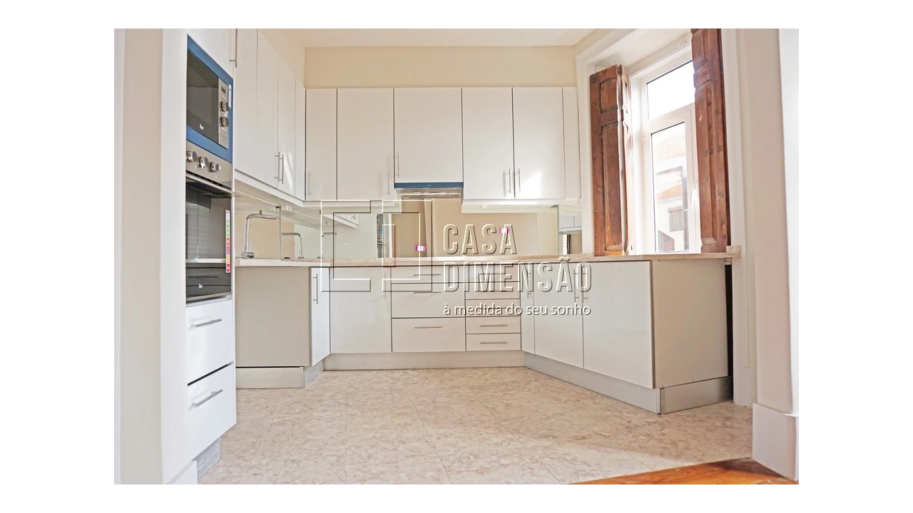 Apartamento T2 para Venda em Misericórdia Foto 8