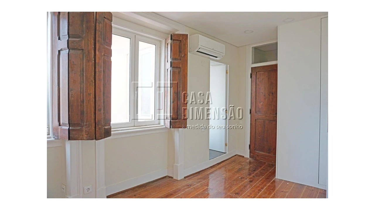 Apartamento T2 para Venda em Misericórdia Foto 21