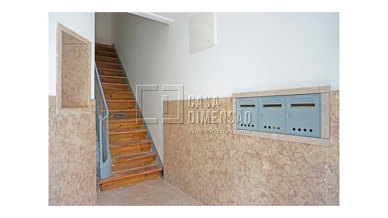 Apartamento T2 para Venda em Misericórdia Foto 31
