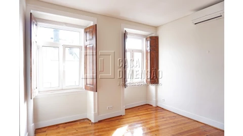 Apartamento T2 para Venda em Misericórdia