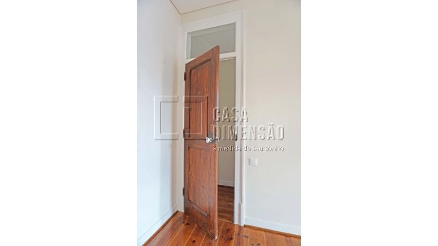 Apartamento T2 para Venda em Misericórdia Foto 28