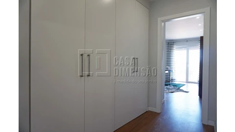 Apartamento T3 para Venda em Oeiras e São Julião da Barra, Paço de Arcos e Caxias