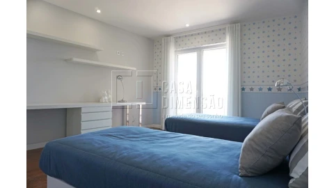 Apartamento T3 para Venda em Oeiras e São Julião da Barra, Paço de Arcos e Caxias