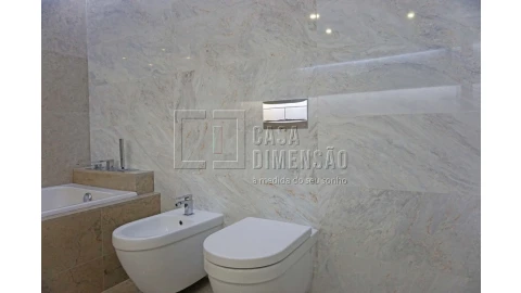 Apartamento T3 para Venda em Oeiras e São Julião da Barra, Paço de Arcos e Caxias
