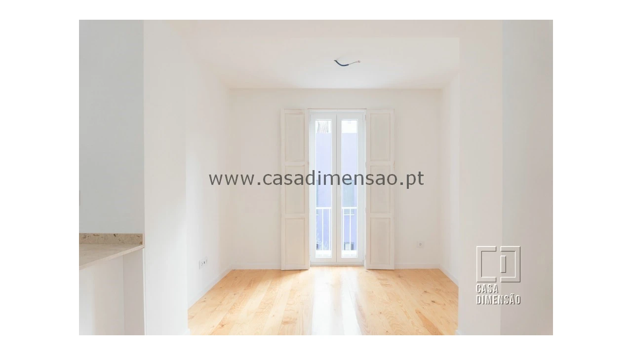 Apartamento T1 para Venda em Ajuda Foto 3