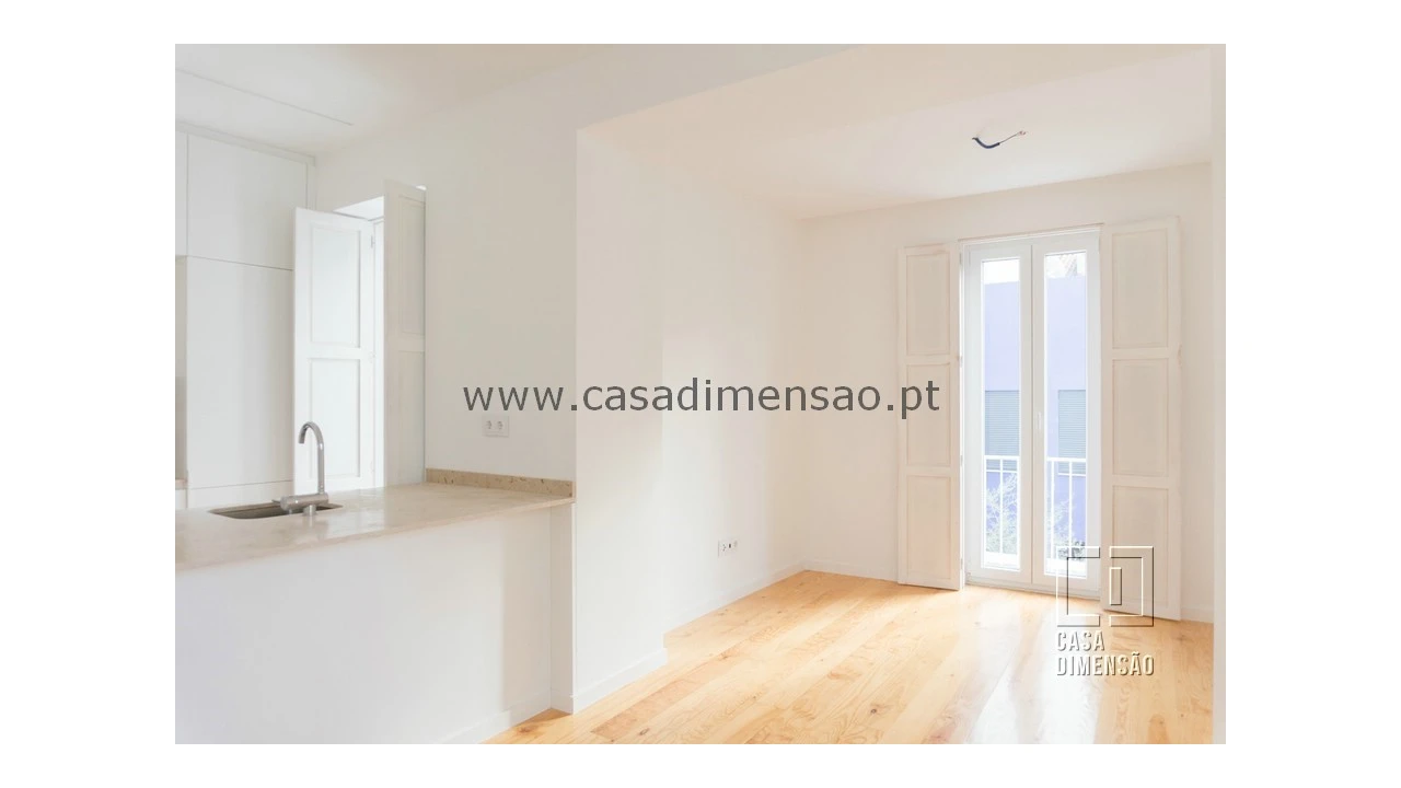 Apartamento T1 para Venda em Ajuda Foto 4