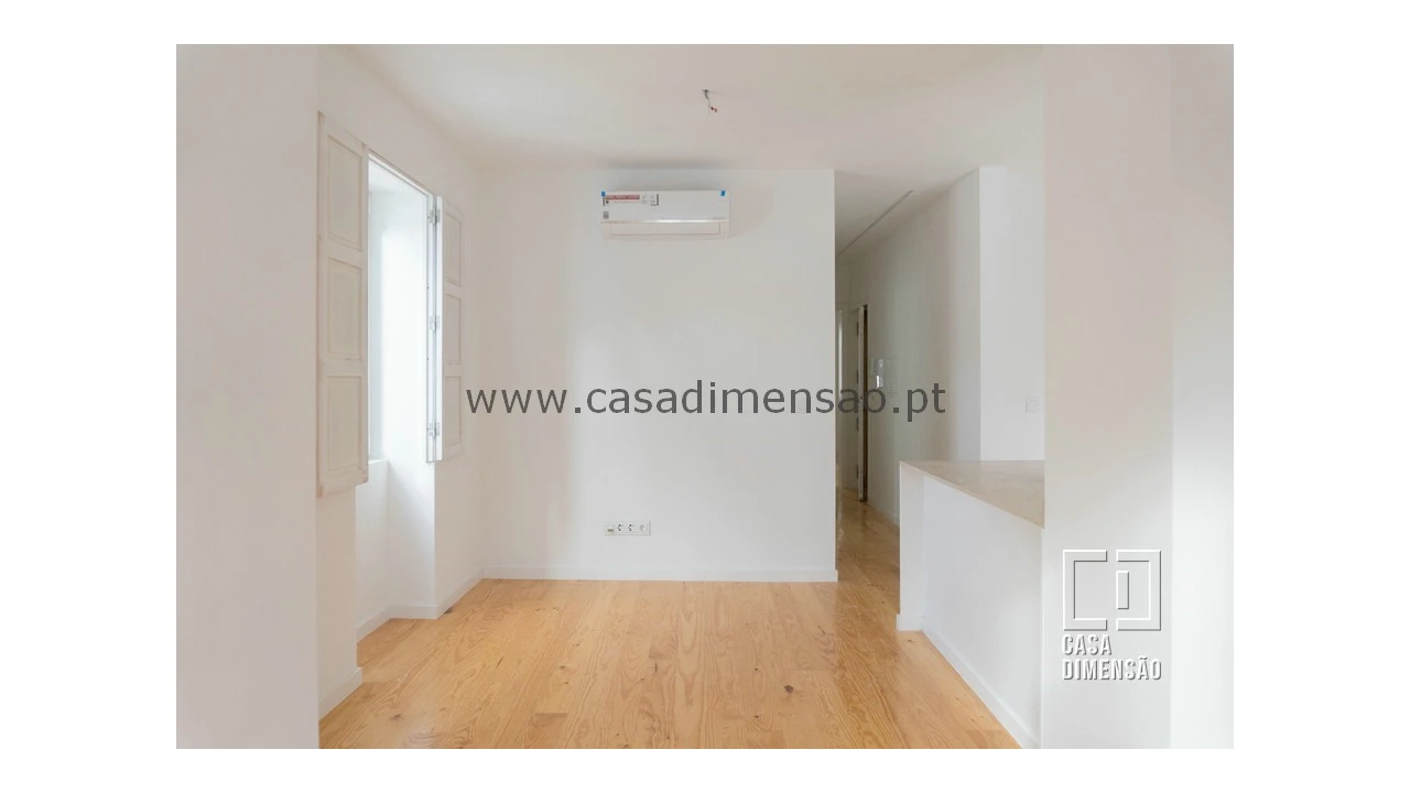 Apartamento T1 para Venda em Ajuda Foto 6