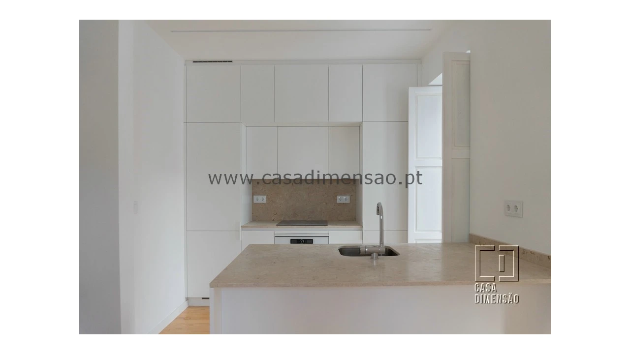 Apartamento T1 para Venda em Ajuda Foto 9