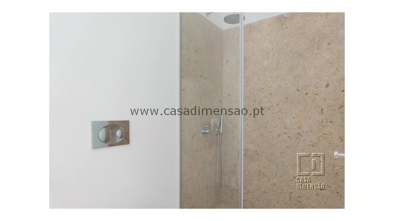 Apartamento T1 para Venda em Ajuda Foto 16