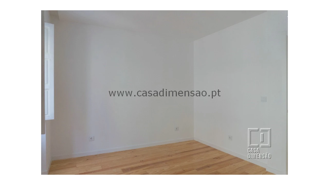 Apartamento T1 para Venda em Ajuda Foto 22