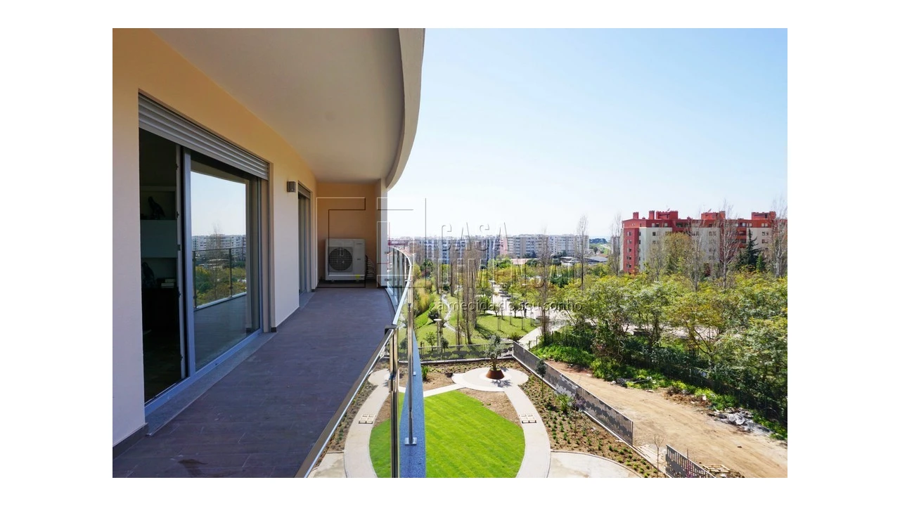 Apartamento T4 para Venda em Oeiras e São Julião da Barra, Paço de Arcos e Caxias Foto 19